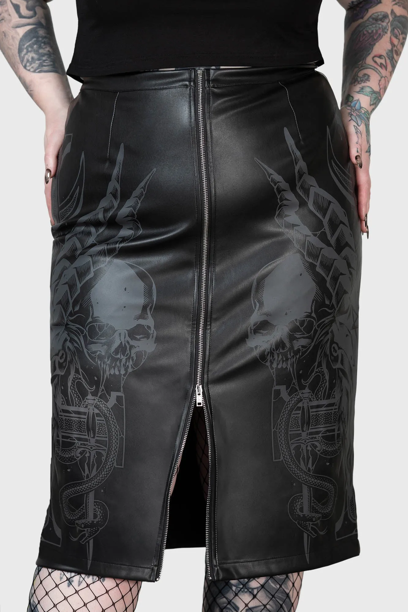 Darkest Myth Pencil Skirt [PLUS]