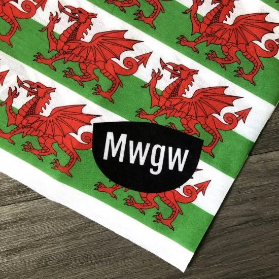 Mwgw Bandana - Ddraig Goch