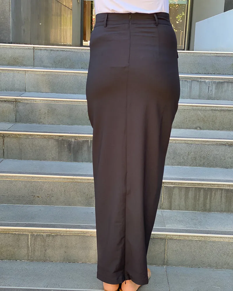 Relaxed Pencil Skirt