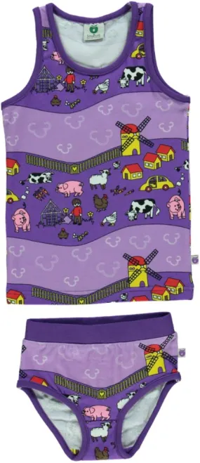 Underwear girl farm